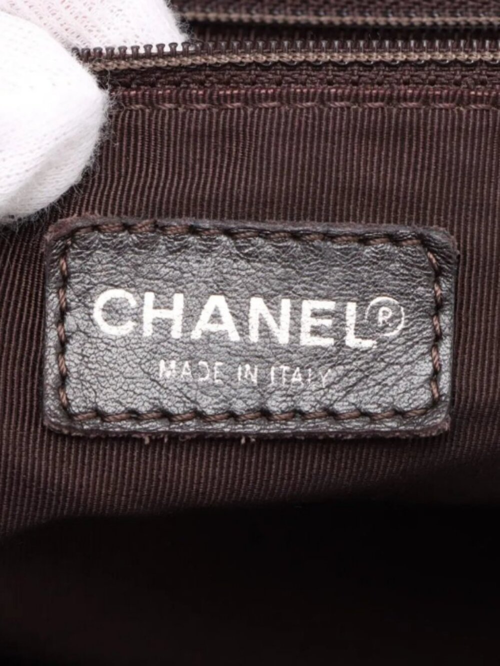 Chanel CC Logo Matelasse Caviar Skin Tote Bag Purple - Picture 12 of 16